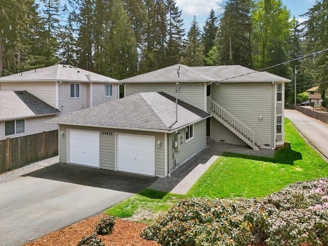 Primary Photo - 13411 Meadow Rd