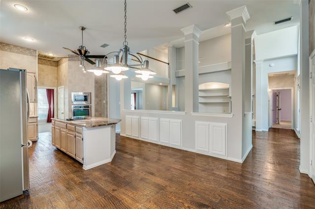 Building Photo - 6217 Palomino Dr