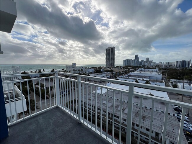 Building Photo - 7600 Collins Ave