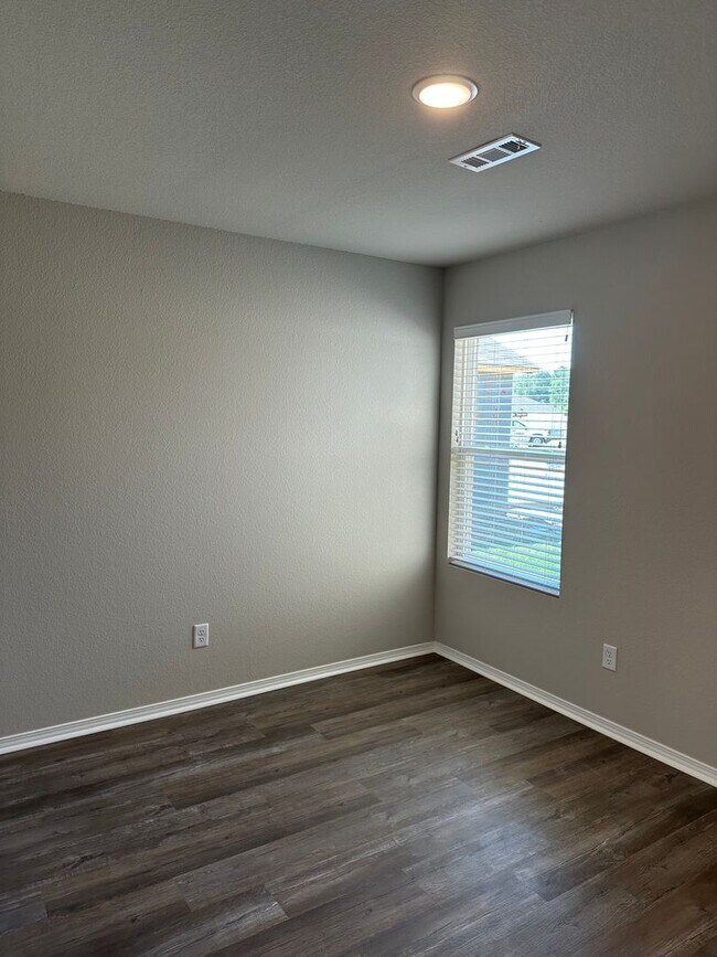 Building Photo - Stylish 3-Bed, 2-Bath Home in North Little Rock