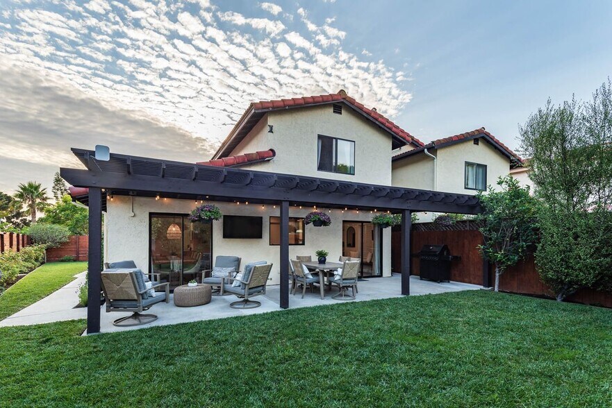 Building Photo - 6732 Antilope St