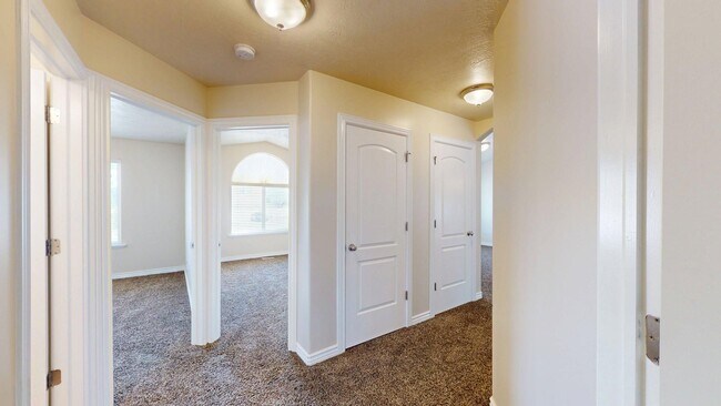 Building Photo - 13538 S 6315 W