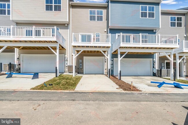 Building Photo - 11 BROOKFIELD Mews