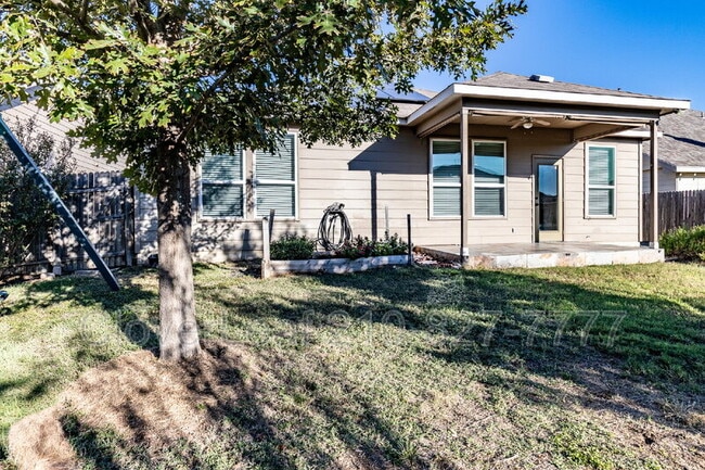 Building Photo - 7114 Capricorn Way