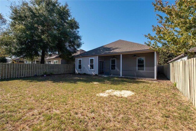Building Photo - 7775 SW 80th Dr