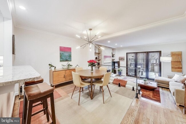 Building Photo - 117 Quay St