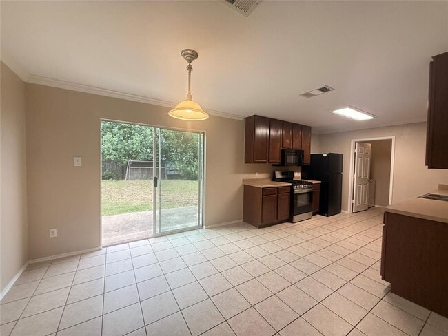 Building Photo - 1007 Ranchero Rd