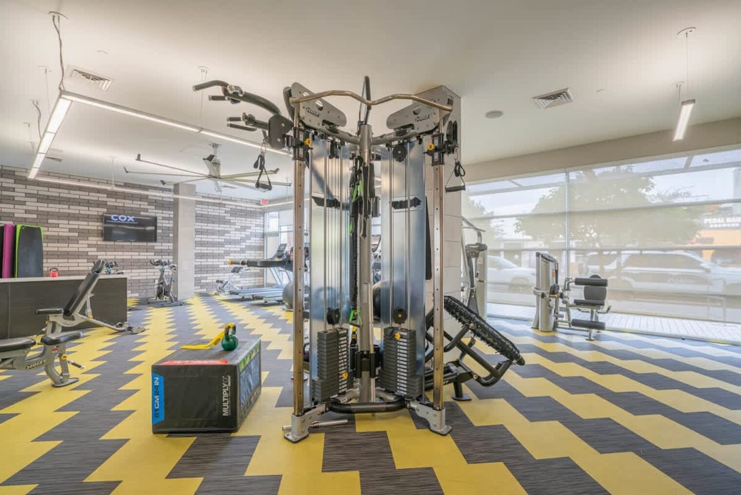 Building Photo - 295 E Roosevelt St