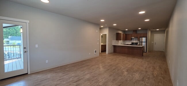Building Photo - 1209 10th St