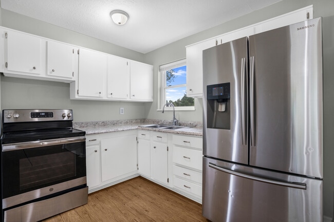 Building Photo - 4810 Guy Dr