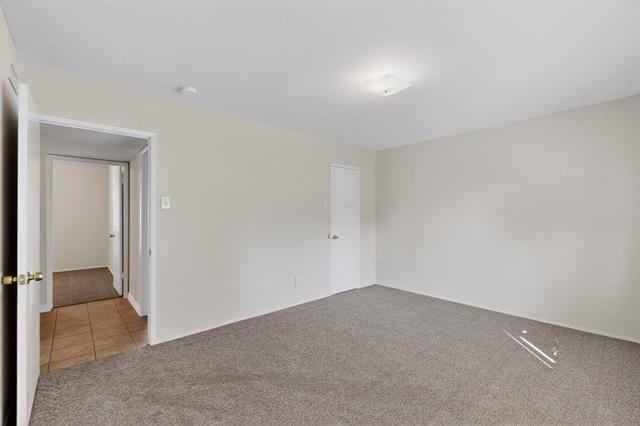 Building Photo - 4009 Providence Dr