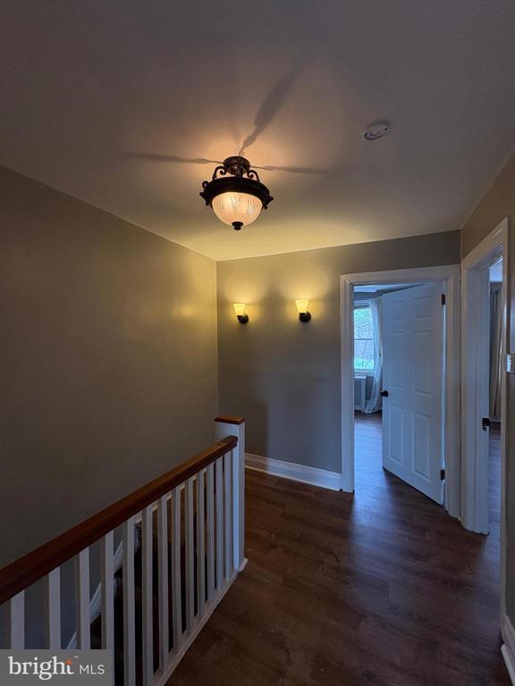 Building Photo - 210 Wabash Ave