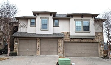 Building Photo - 1154 Sophia St W