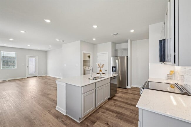 Building Photo - 133 Cutleaf