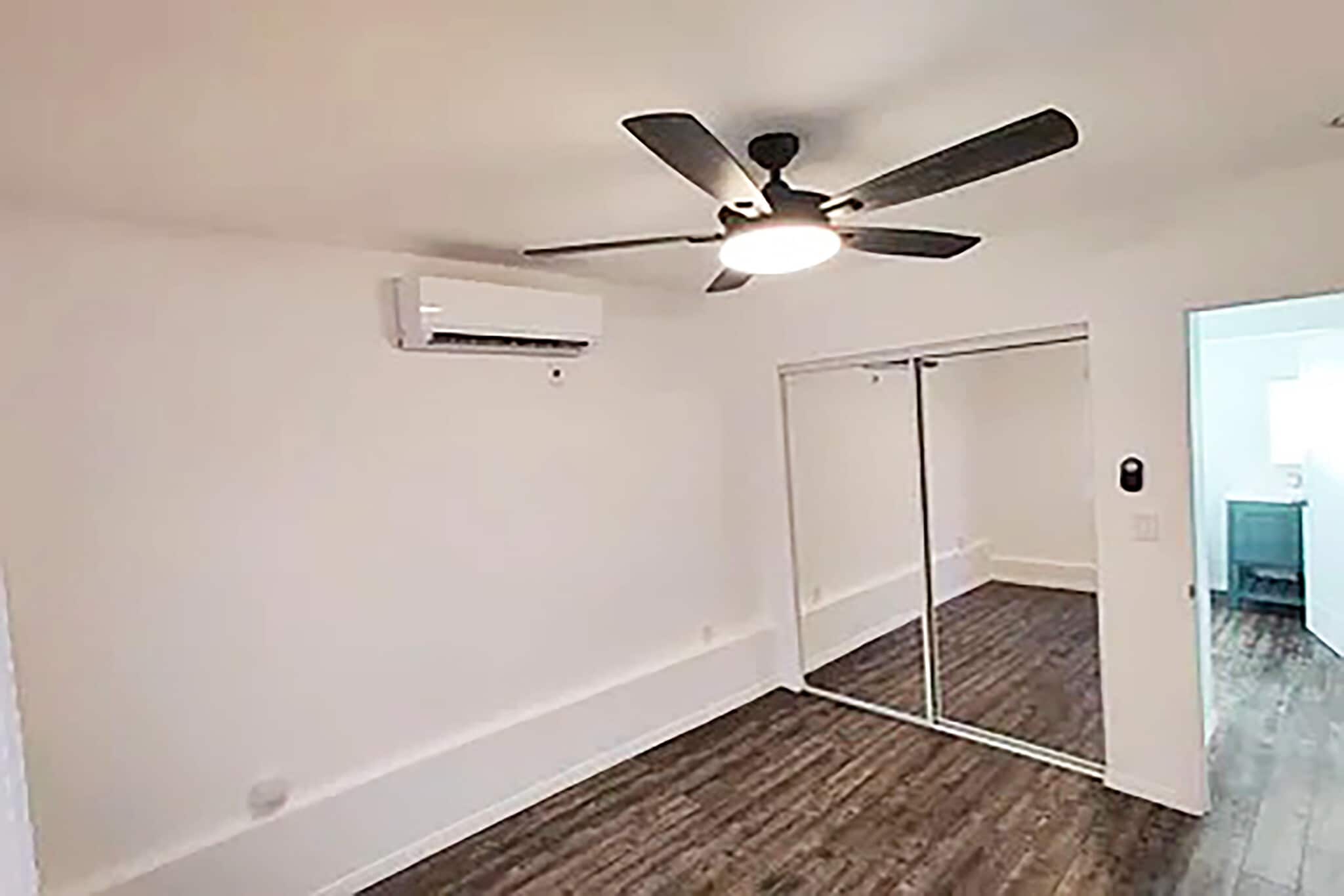 Building Photo - 6720 Van Noord Ave