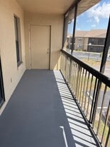 Building Photo - 5323 Summerlin Rd