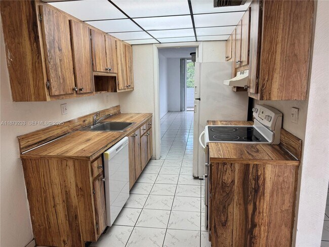 Building Photo - 3001 NW 48th Ave