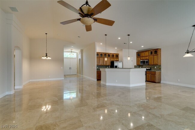 Building Photo - 2180 Dogwood Ranch Ave