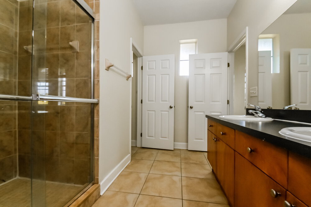 Building Photo - 6525 Quiet Pool Ct