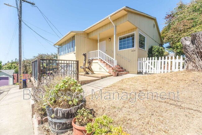 Building Photo - 6606 Aqua Vista Ct