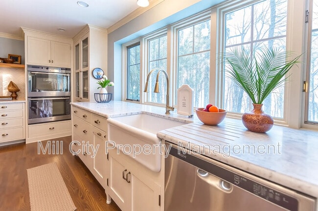 Building Photo - 24 Copeland Dr