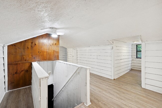 Building Photo - 1247 Wooten Dr