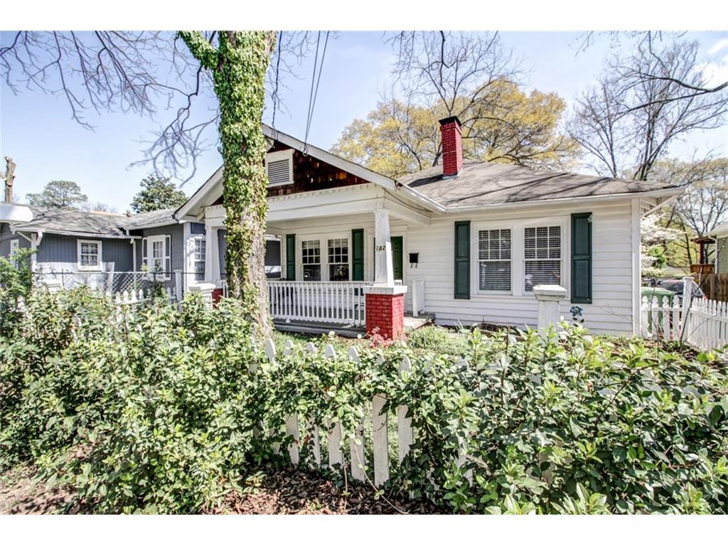 Has New Architectural roofing not shown in photo and Fenced in Back Yard. - 182 2nd Avenue Southeast