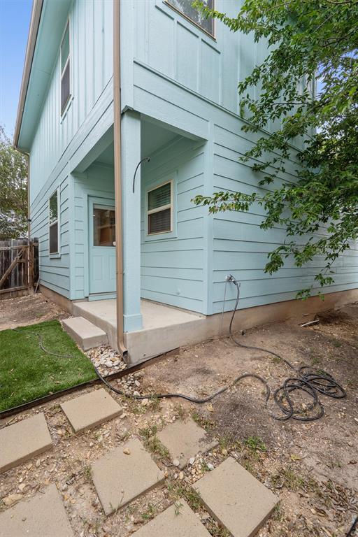 Building Photo - 5908 Red Bud Ridge Ln