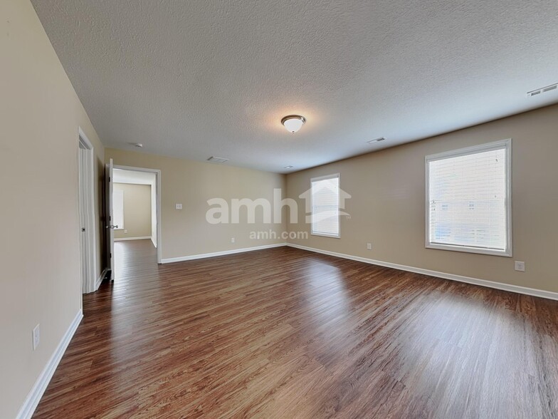 Building Photo - 1522 Dempsey Rd