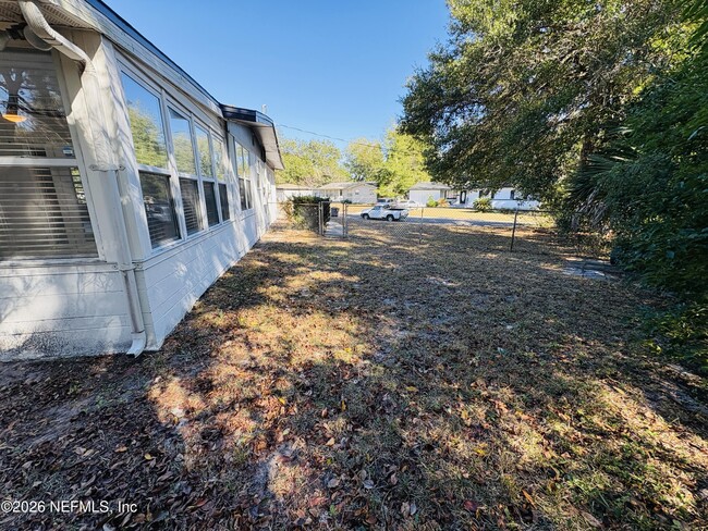 Building Photo - 7008 Perke Dr