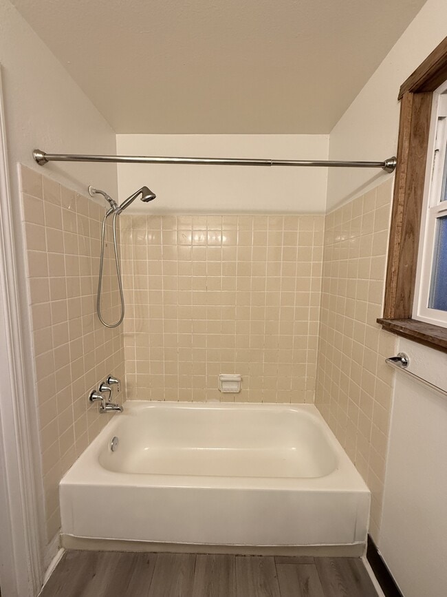 Building Photo - 10807 22nd Pl SE