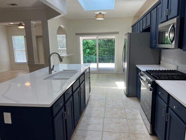 Building Photo - Gorgeous One-Level Ranch Style Home in The...