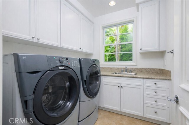 Building Photo - 12 Via Corsica