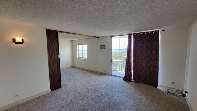Building Photo - Recently Remodeled 1 Bdrm. 1 Bath w/ 1 Reserved Parking Stall