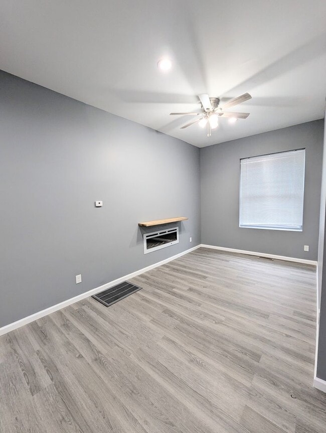 Building Photo - 3438 Oregon Ave