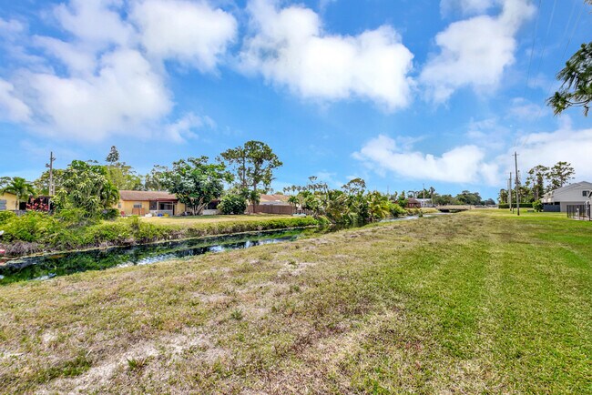 Building Photo - 1506 Wharf Ln
