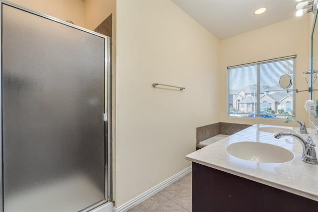 Building Photo - 2300 Janna Way