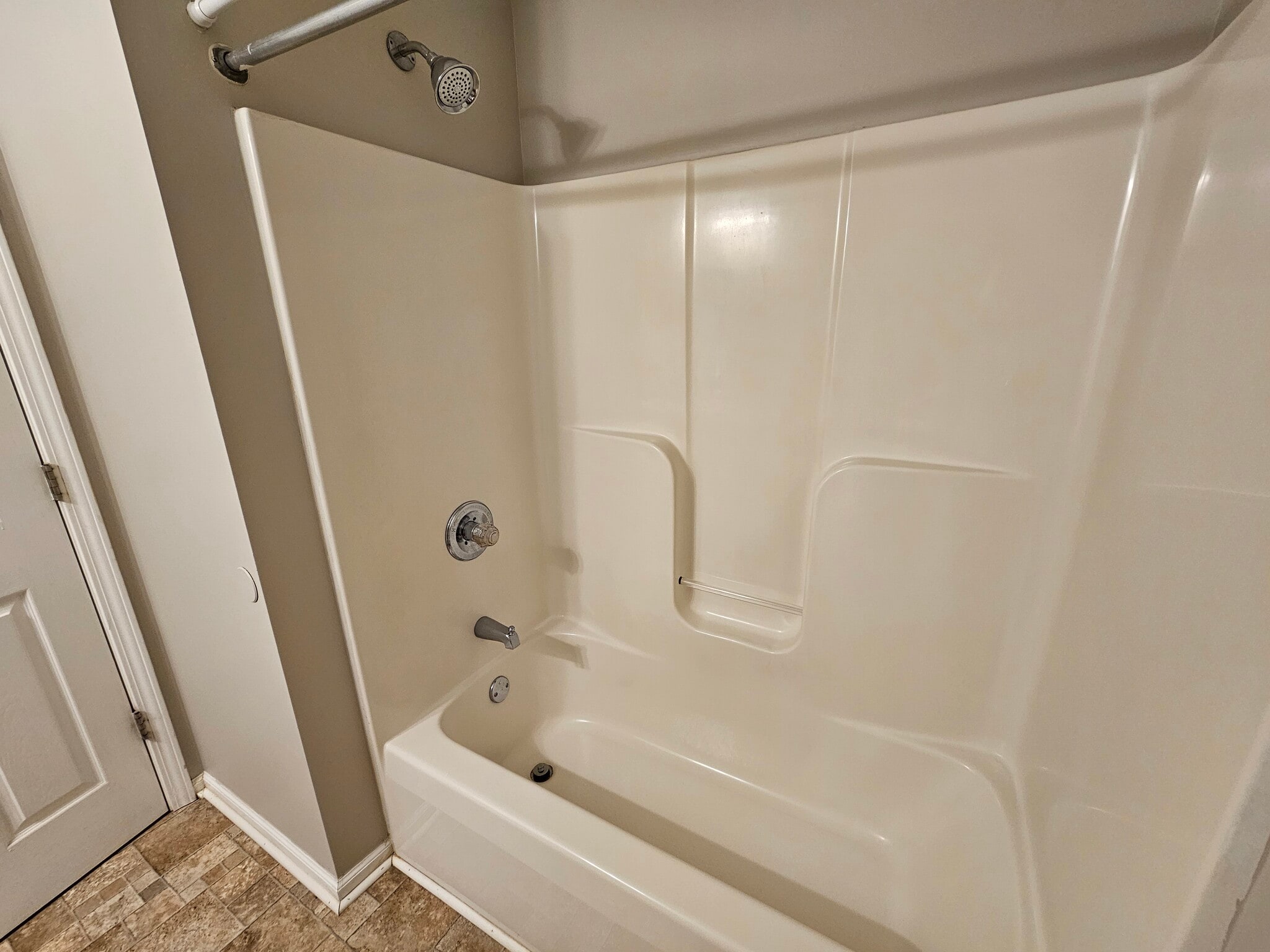 Shower/Tub Combo - 305 Pope Field Rd #A