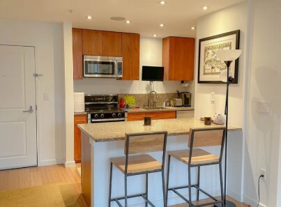 Building Photo - 16 Aberdeen St