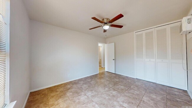 Building Photo - 8826 Cape Valley Dr