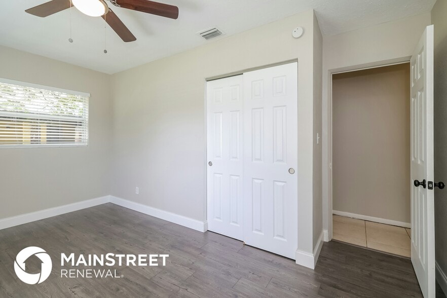 Building Photo - 7007 Alvina Way