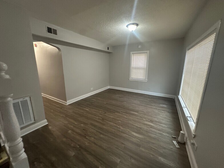 Living room - 12227 S Throop St