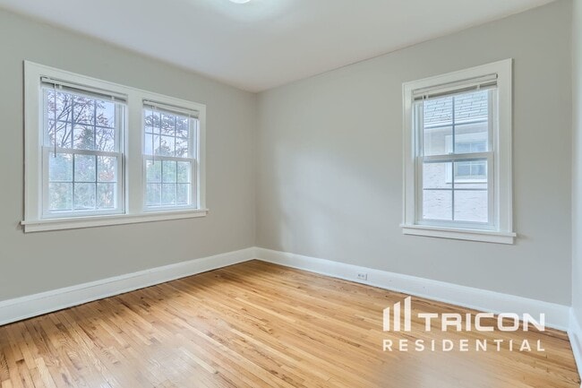 Building Photo - 4849 Xerxes Ave S
