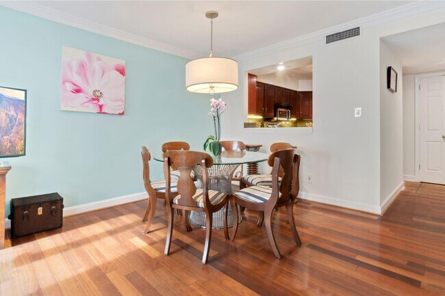 Building Photo - 1080 Wisconsin Ave NW