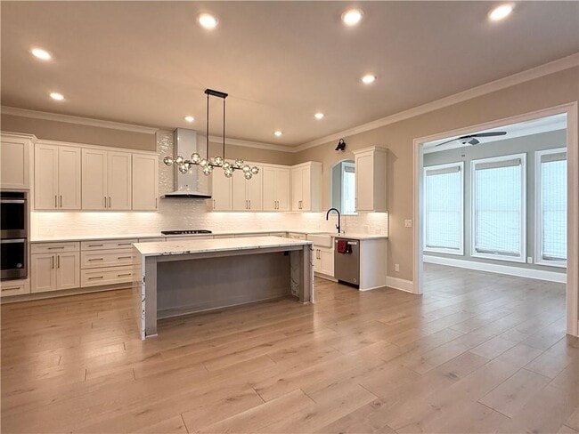Building Photo - 6220 Bellmoore Park Ln