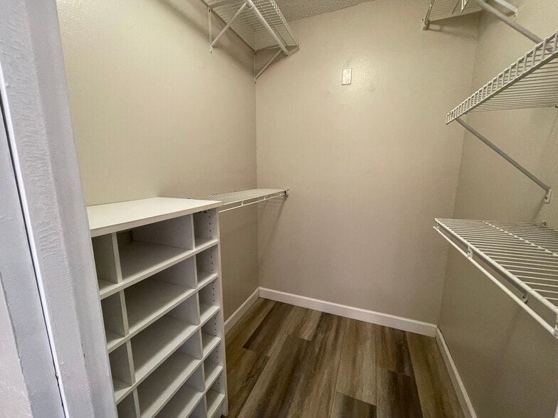 Primary bedroom closet - 14739 Morning Dr