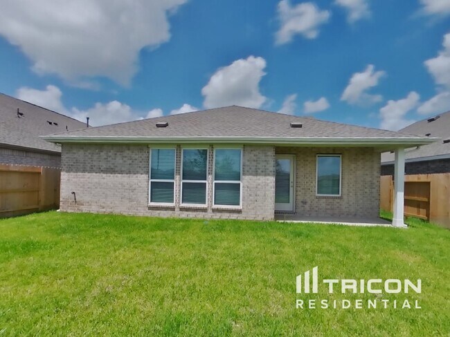 Building Photo - 3024 Pintail St