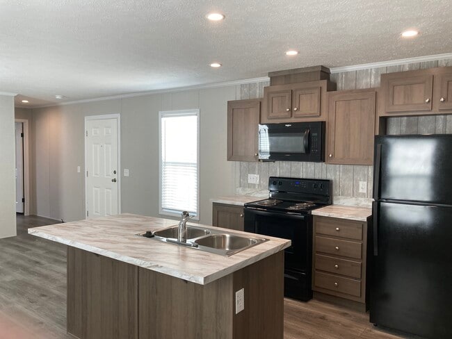 Building Photo - 107 Bluejay Hill