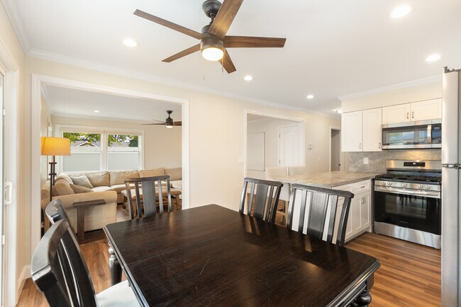 Building Photo - 165 Byrne Ave