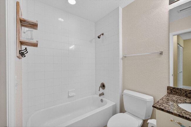 Building Photo - 59 SE Palermo